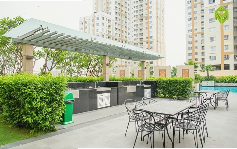 Không gian quán cafe ngoài trời tại Tropic Garden