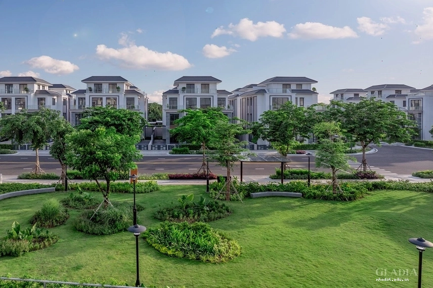 Logo giải thưởng Bất động sản của Gladia Khang Điền