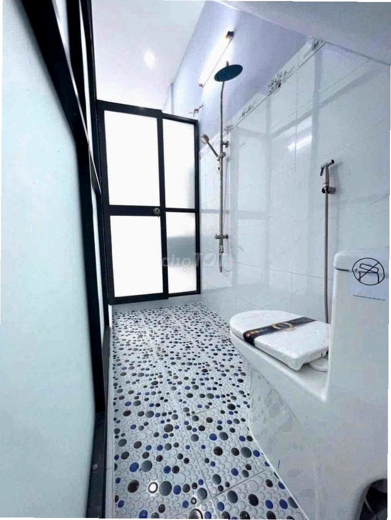 Nhà đất Quận 11: Nhà mặt tiền 47m² giá 9,38 tỷ