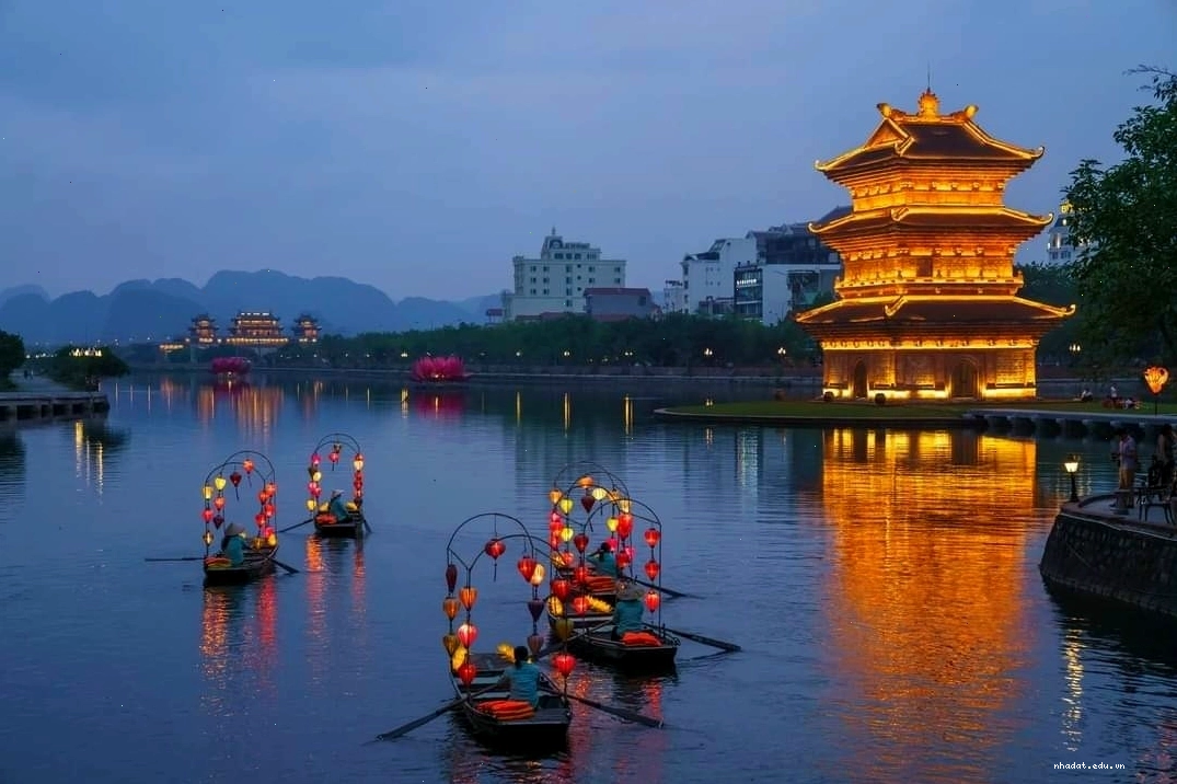 Phố cổ Hoa Lư Ninh Bình tái hiện không gian kinh đô xưa